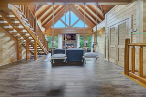 Gorgeous Large Cabin With Hot Tub Games and 5430 Sq Ft of Ultimate Family Fun Pets Welcome